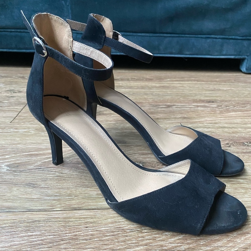 EUC H&M Faux Suede Closed Ankle & Peep Toe Strapy 3" Heel Size 9.5 - Picture 8 of 8